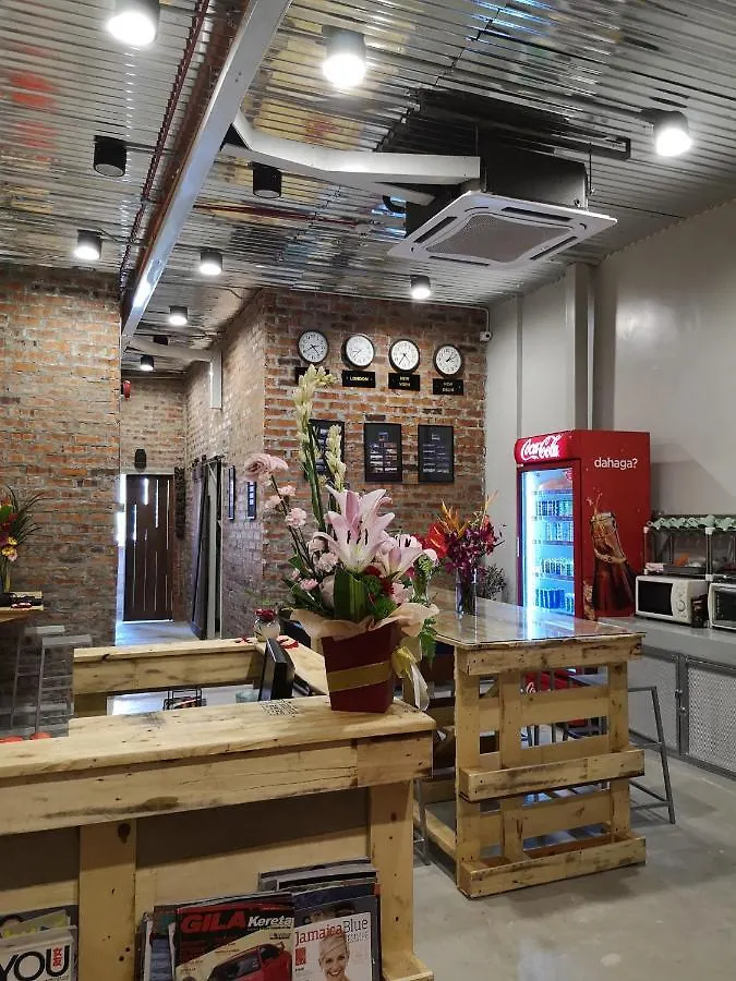Iron Inn Kuala Lumpur Hostel
